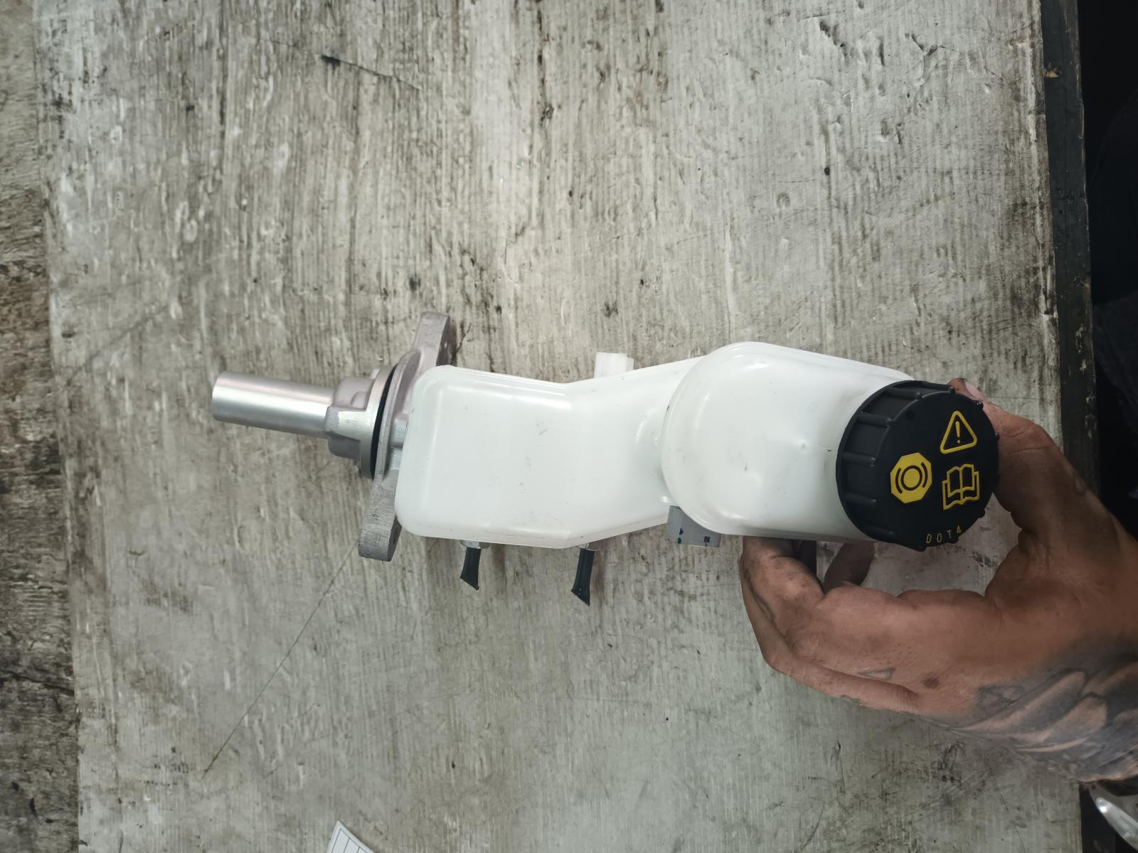 View Auto part Master Cylinder Mazda Bt50 2020