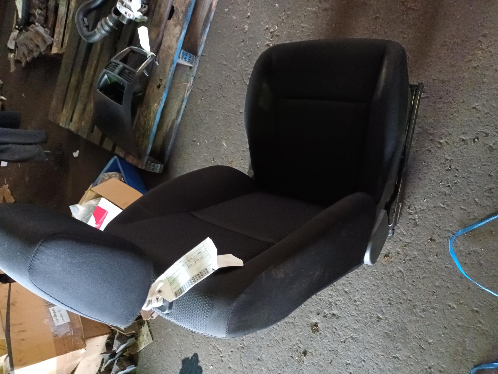 View Auto part Front Seat Mazda Bt50 2020