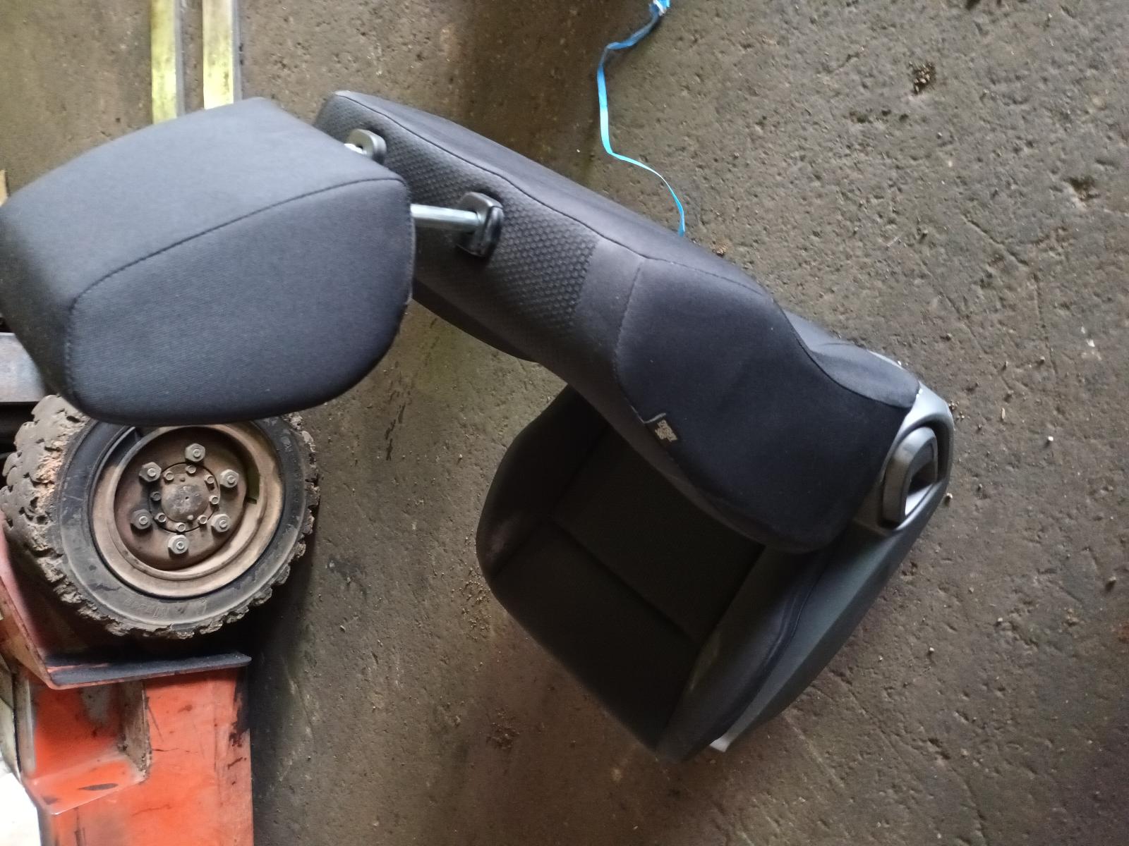 View Auto part Front Seat Mazda Bt50 2020