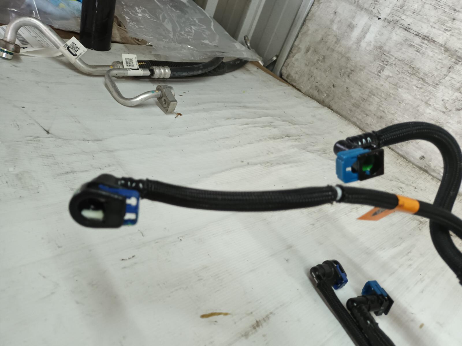 View Auto part Fuel Line Mazda Bt50 2019