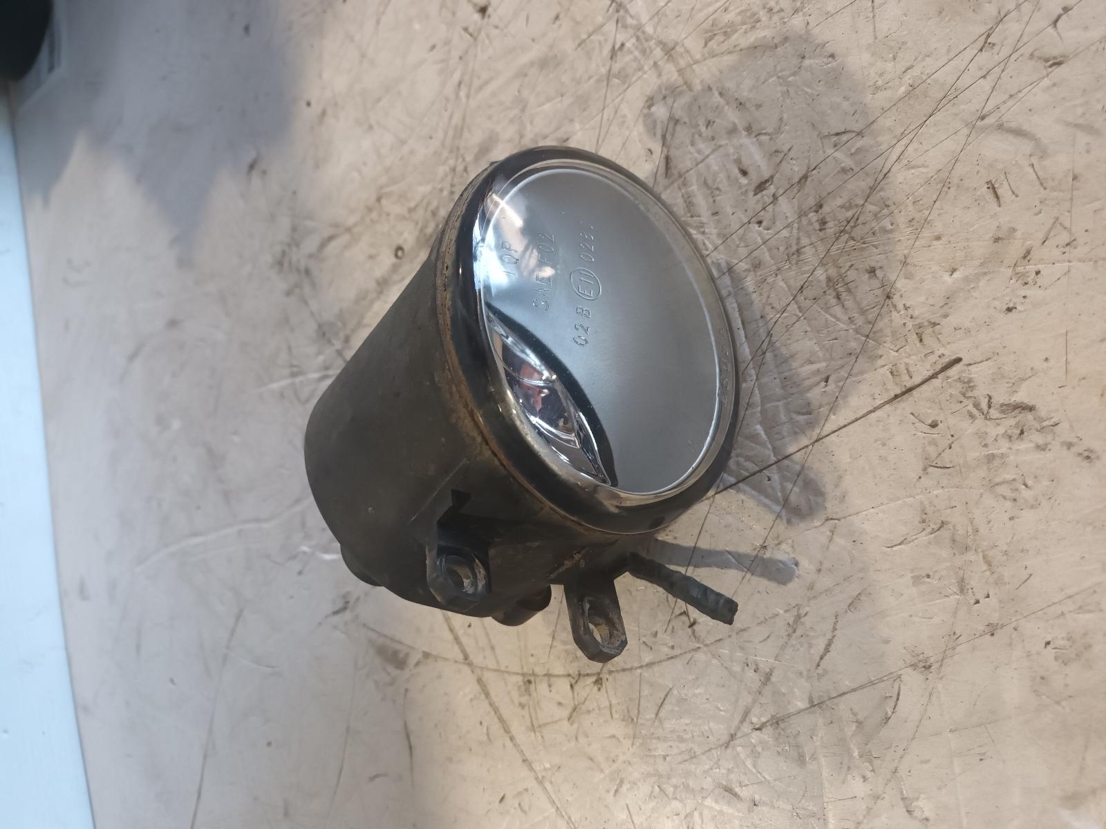 2007 Toyota Hilux Right Indicator/Fog/Side View Auto part Right Indicator/Fog/Side Toyota Hilux 2007