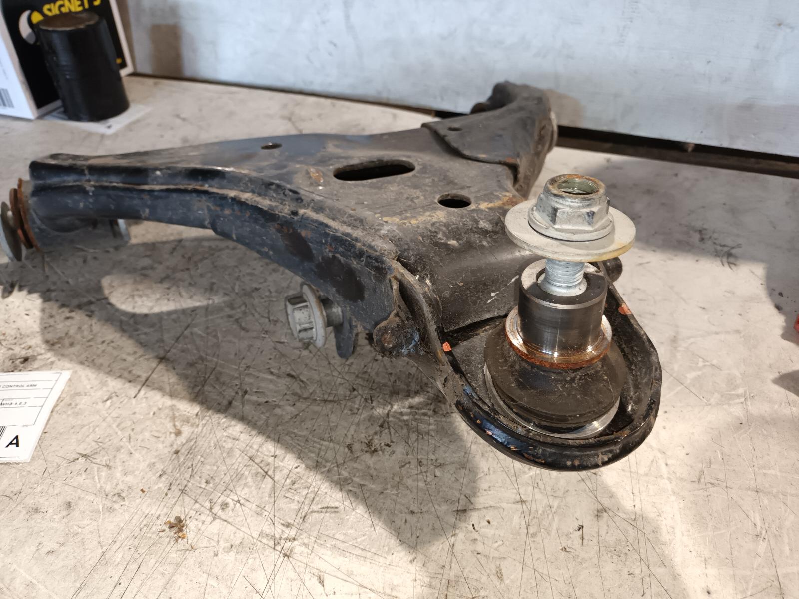 View Auto part Right Front Lower Control Arm Ford Ranger 2021