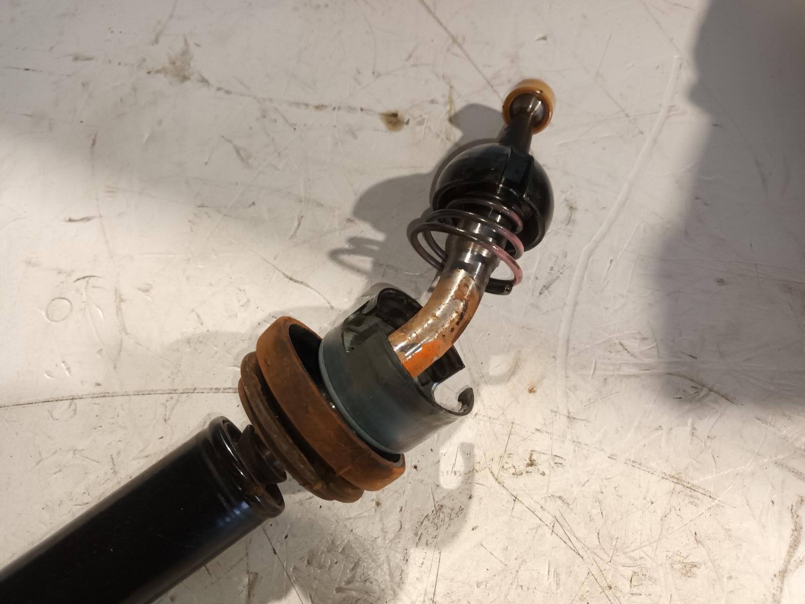 2015 Toyota Landcruiser Gear Stick/Shifter View Auto part Gear Stick/Shifter Toyota Landcruiser 2015