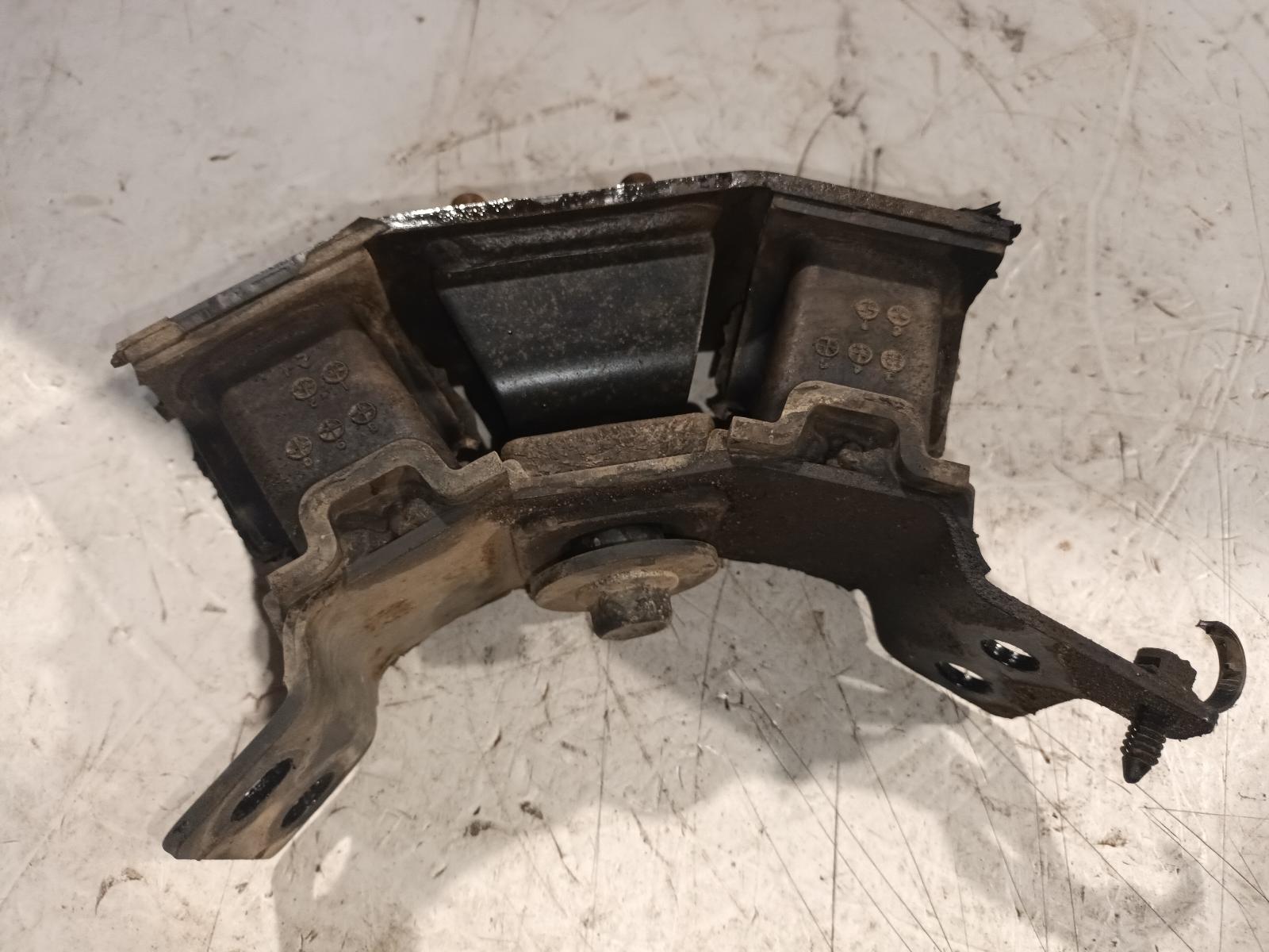 View Auto part Mount Ford Ranger 2017