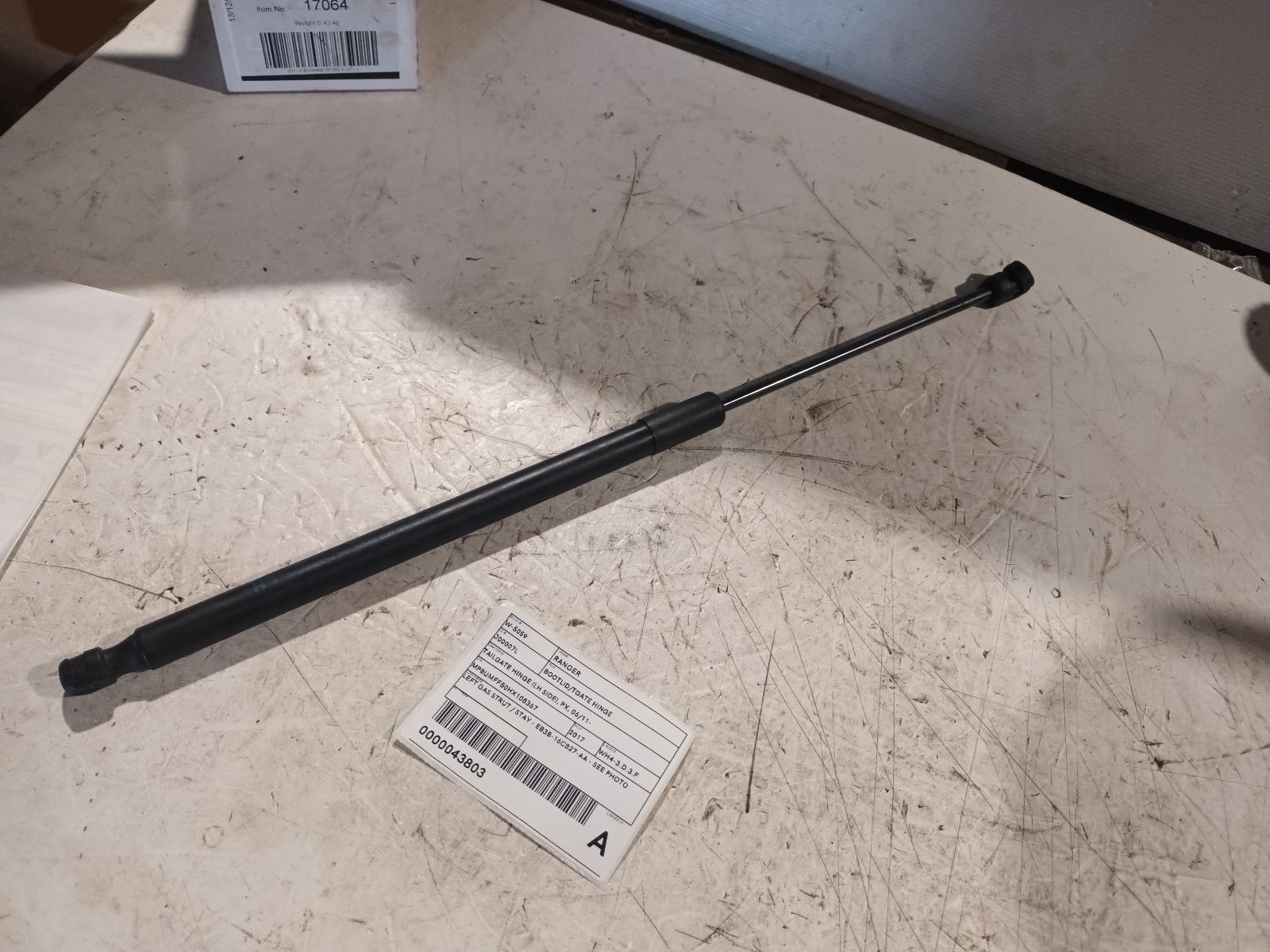 View Auto part Bonnet Hinge/Strut Ford Ranger 2017