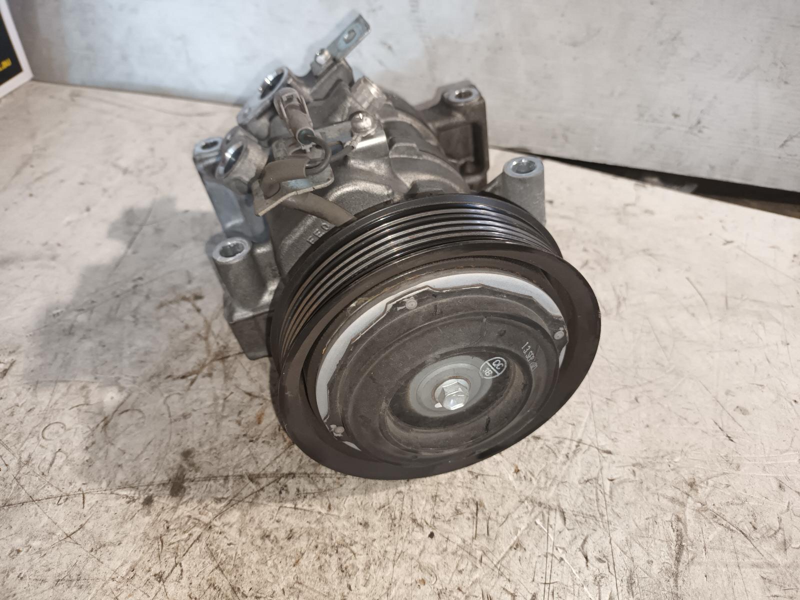 View Auto part A/C Compressor Toyota Hilux 2021