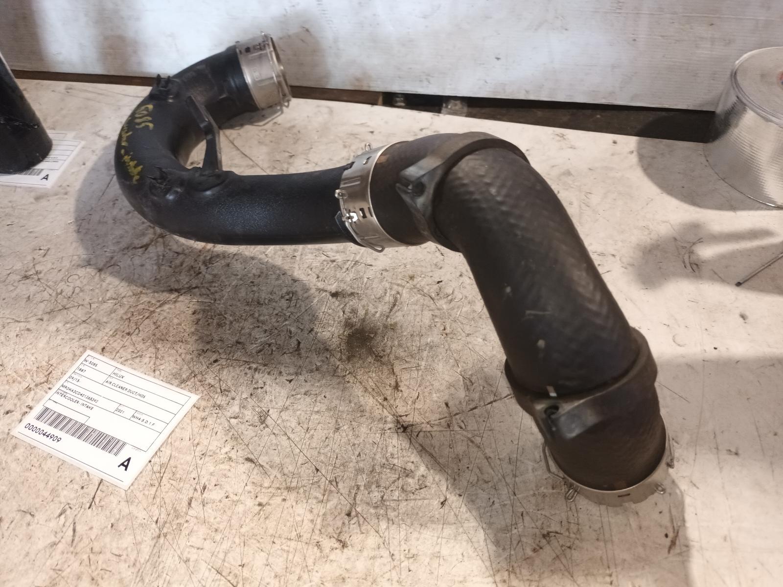 View Auto part Intercooler Toyota Hilux 2021