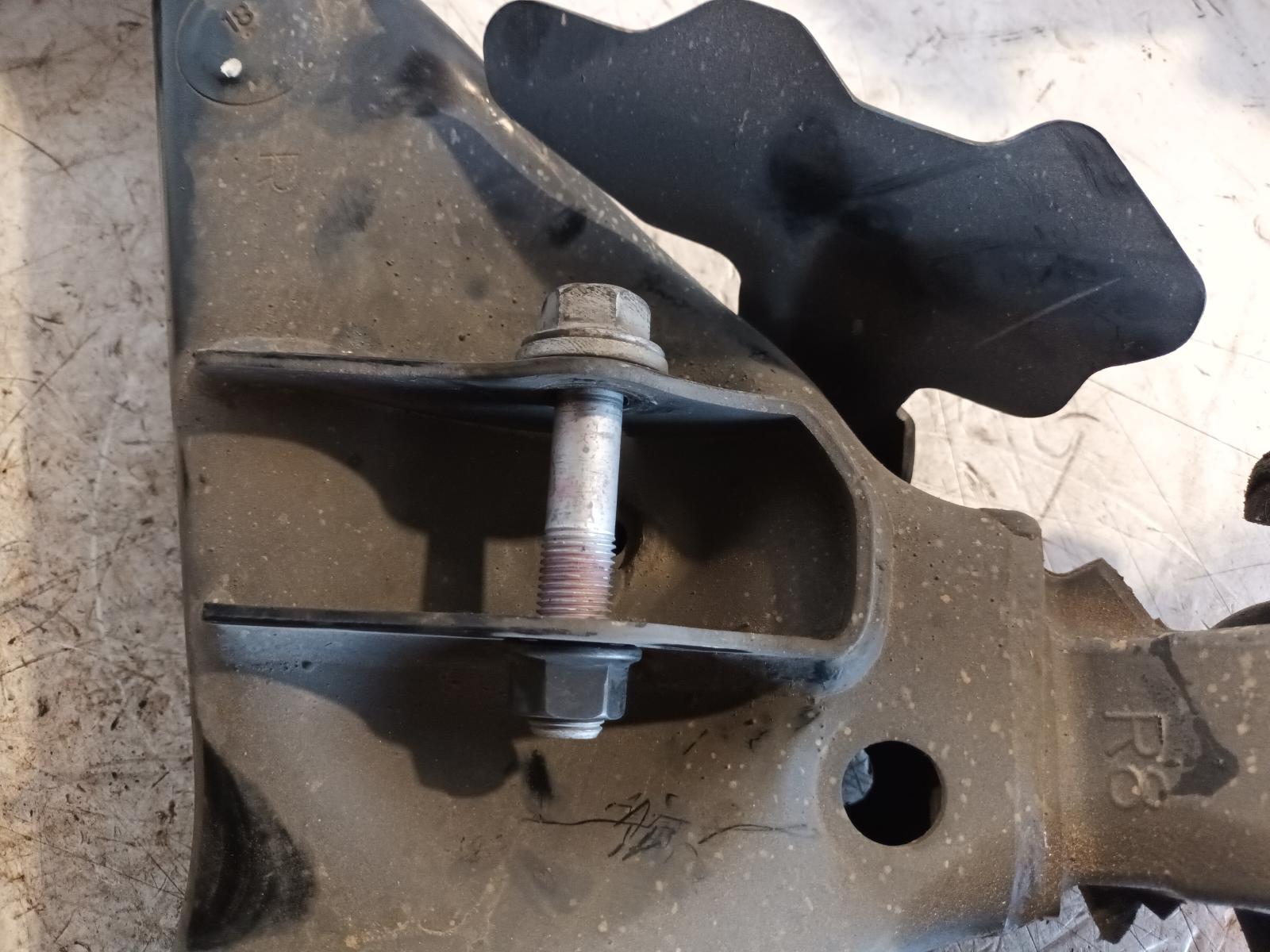 View Auto part Right Front Lower Control Arm Toyota Hilux 2021