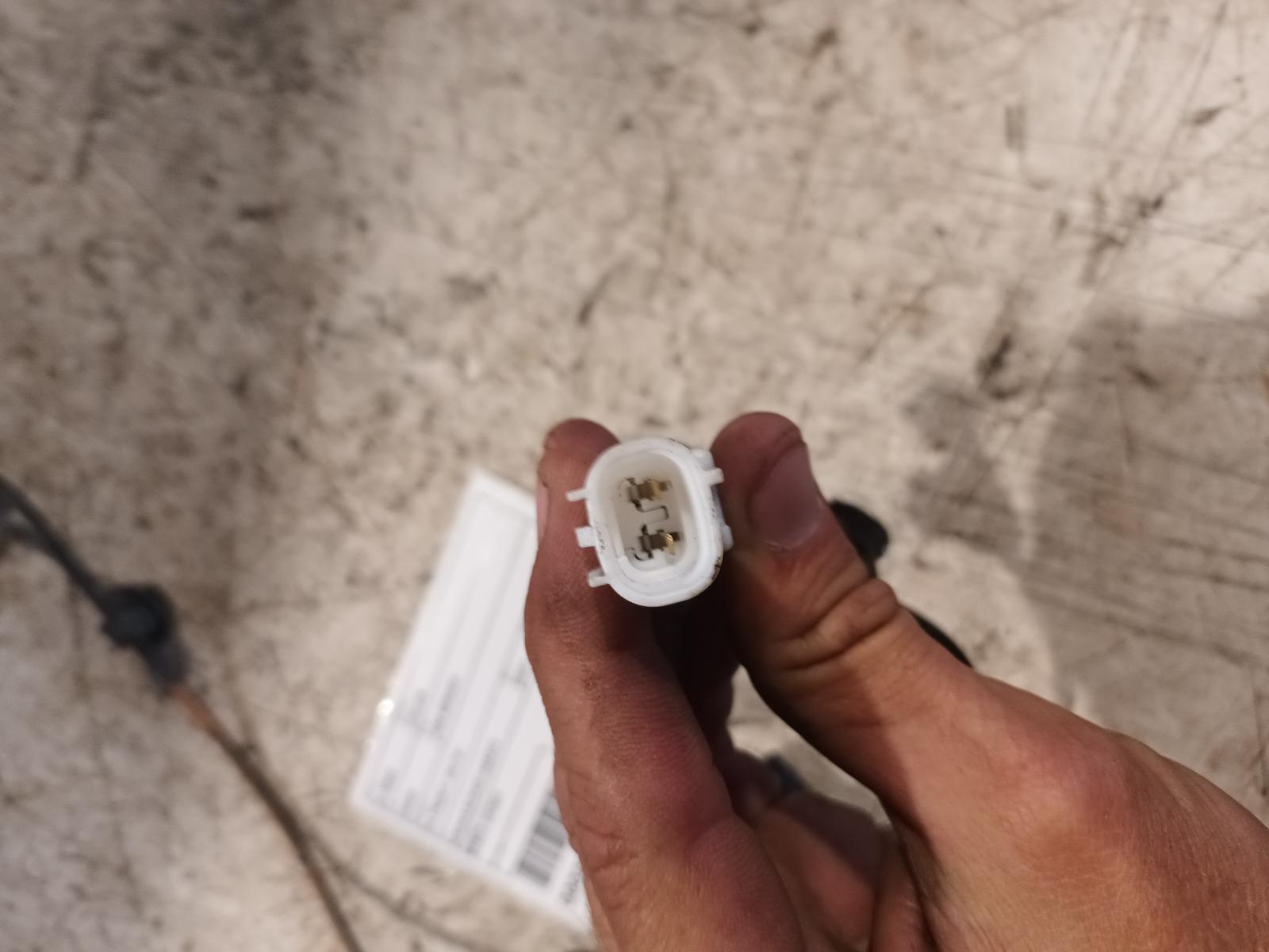 View Auto part Abs Sensor Toyota Hilux 2021