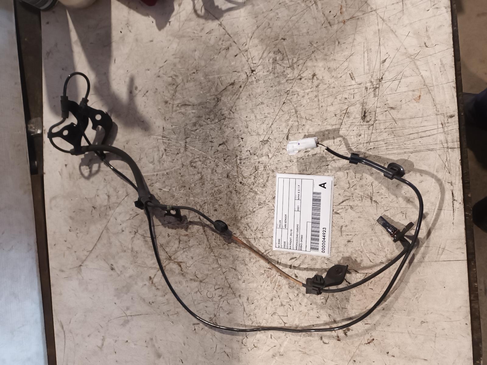 View Auto part Abs Sensor Toyota Hilux 2021