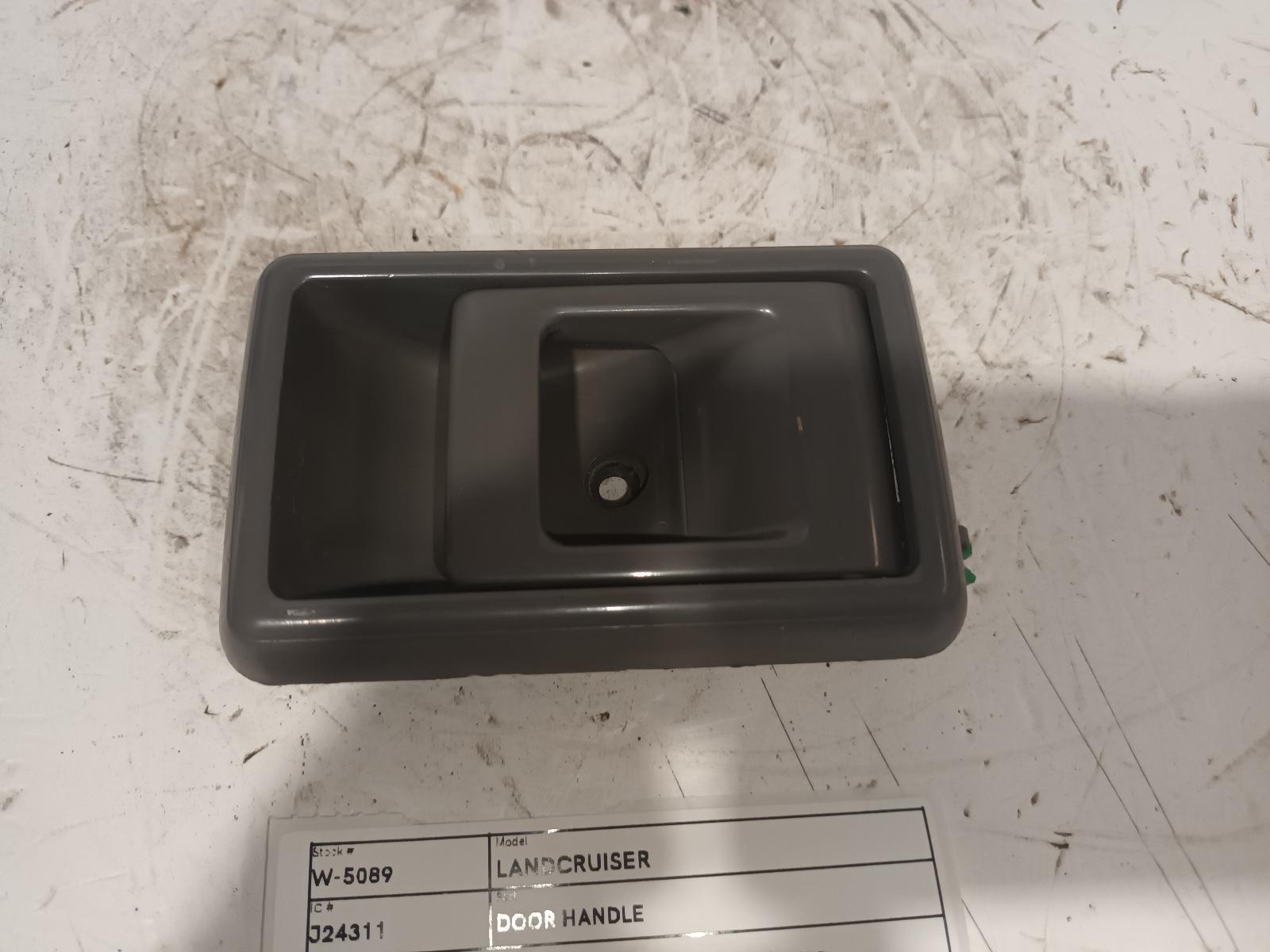 1996 Toyota Landcruiser Door Handle View Auto part Door Handle Toyota Landcruiser 1996