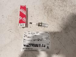 View Auto part Spark Plug Toyota Landcruiser 2006