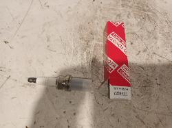 View Auto part Spark Plug Toyota Rav4 2004