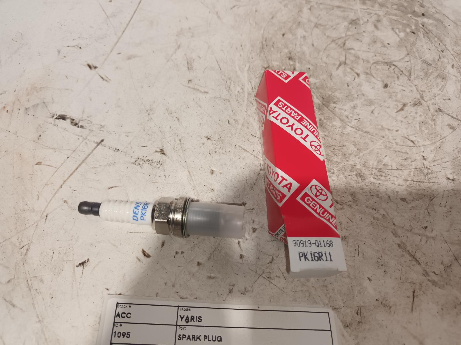 View Auto part Spark Plug Toyota Yaris 2015