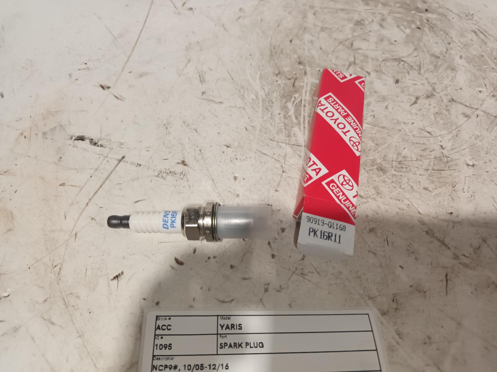 View Auto part Spark Plug Toyota Yaris 2015