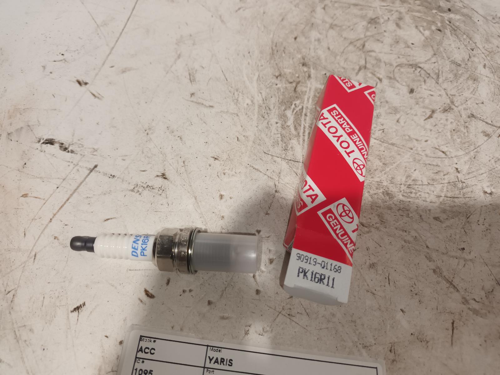 View Auto part Spark Plug Toyota Yaris 2015