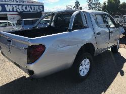 View Auto part Engine Mitsubishi Triton 2012