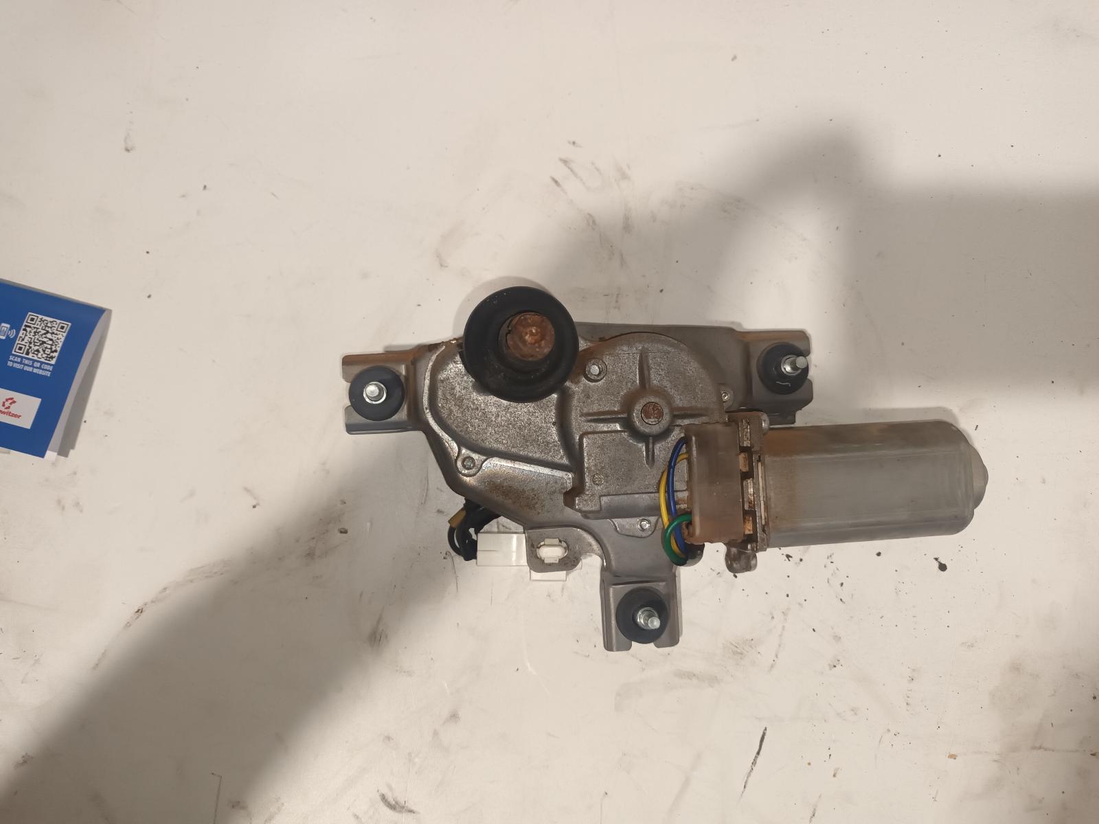 2006 Toyota Landcruiser Wiper Motor View Auto part Wiper Motor Toyota Landcruiser 2006
