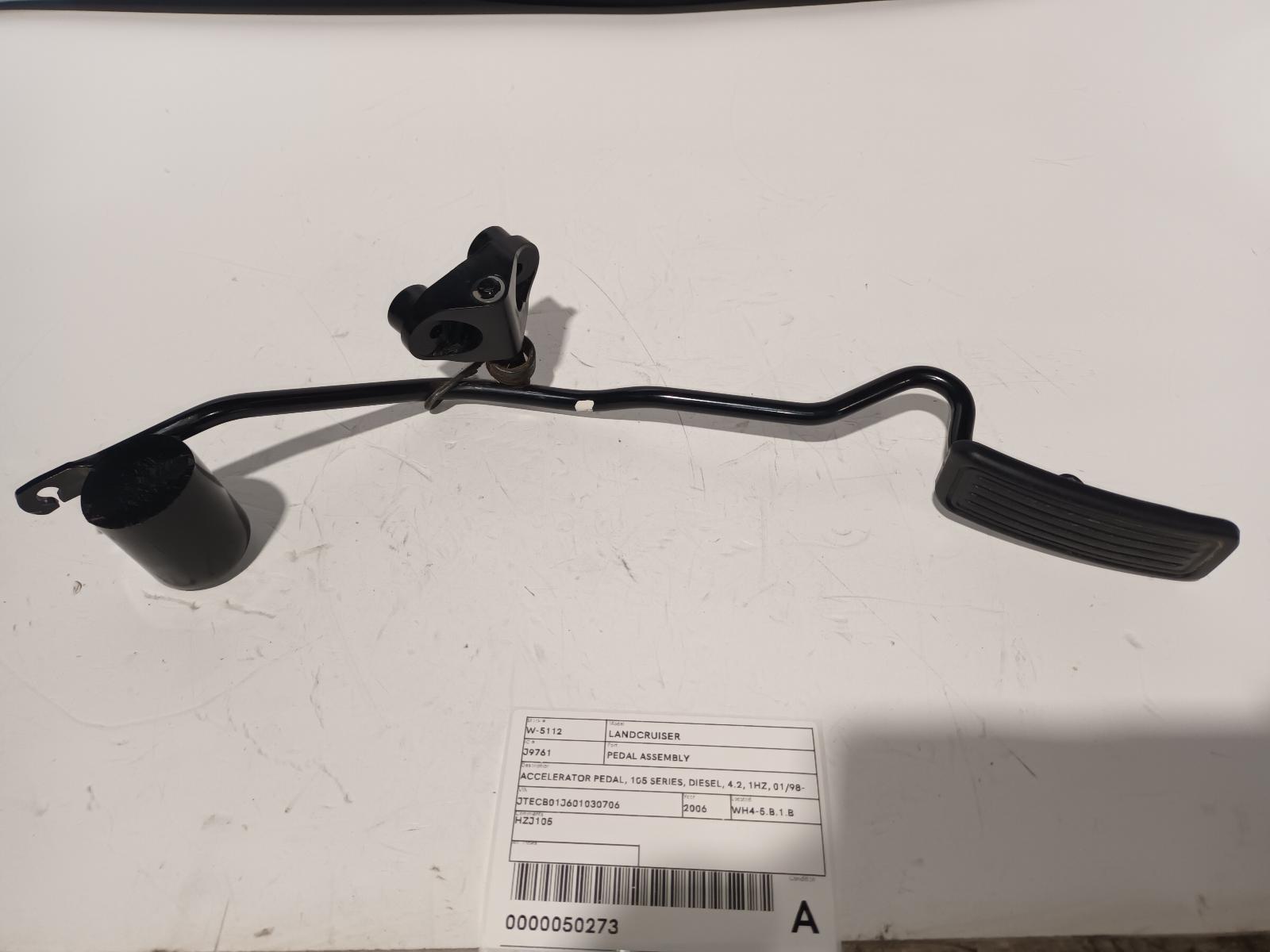 2006 Toyota Landcruiser Pedal Assembly View Auto part Pedal Assembly Toyota Landcruiser 2006