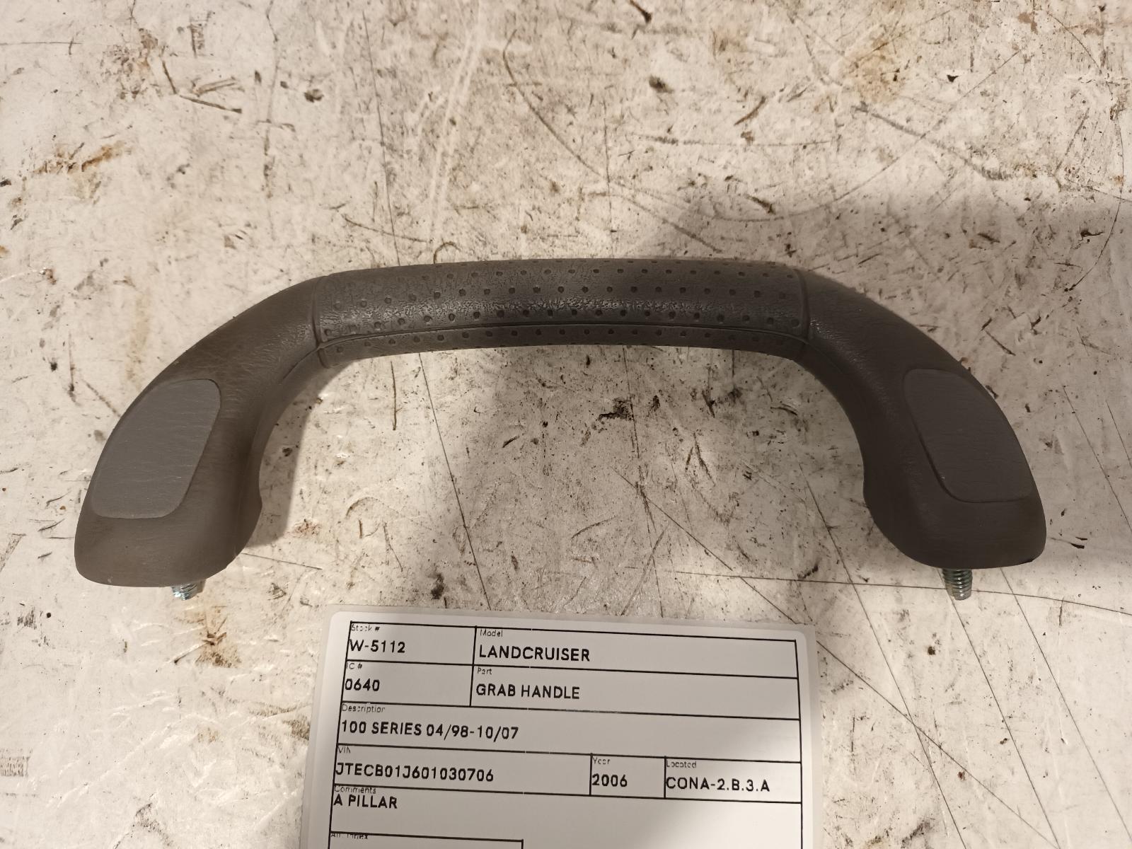 2006 Toyota Landcruiser Grab Handle View Auto part Grab Handle Toyota Landcruiser 2006