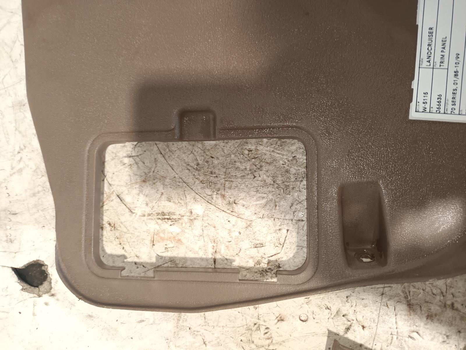 1993 Toyota Landcruiser Trim Panel View Auto part Trim Panel Toyota Landcruiser 1993
