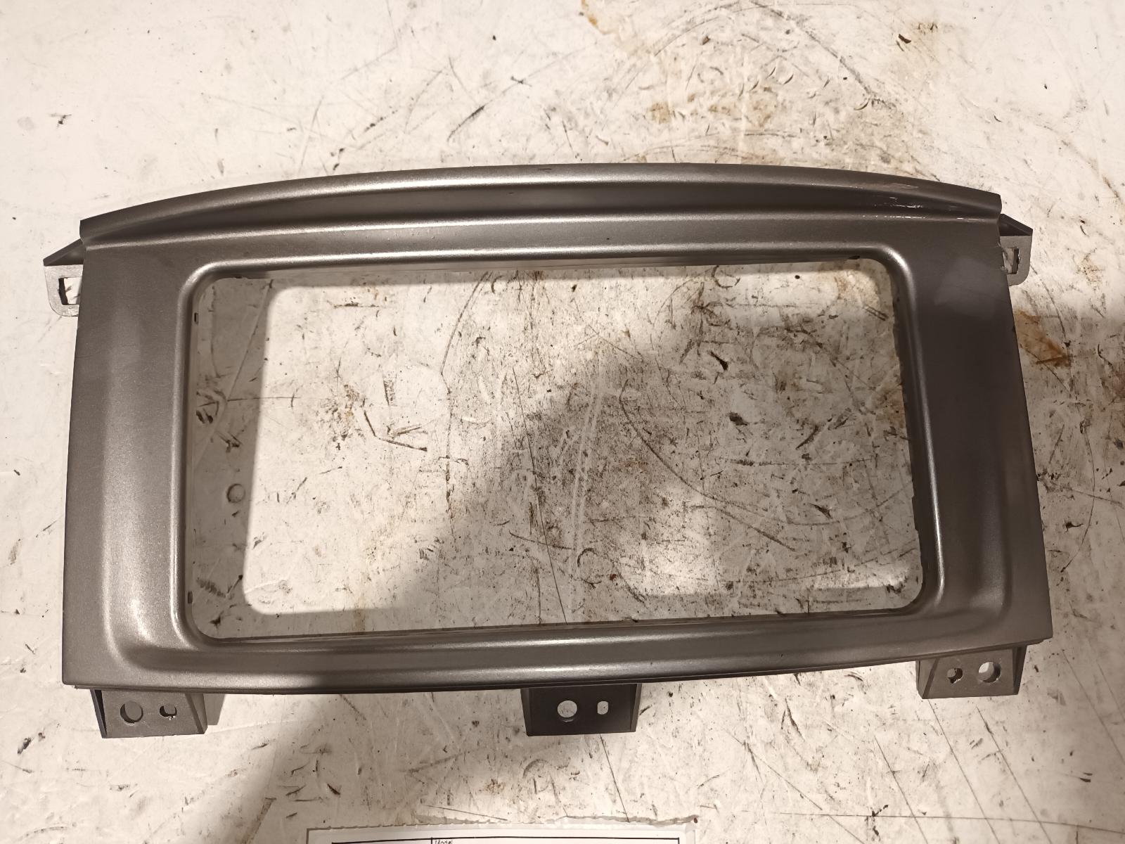 2006 Toyota Landcruiser Trim Panel View Auto part Trim Panel Toyota Landcruiser 2006