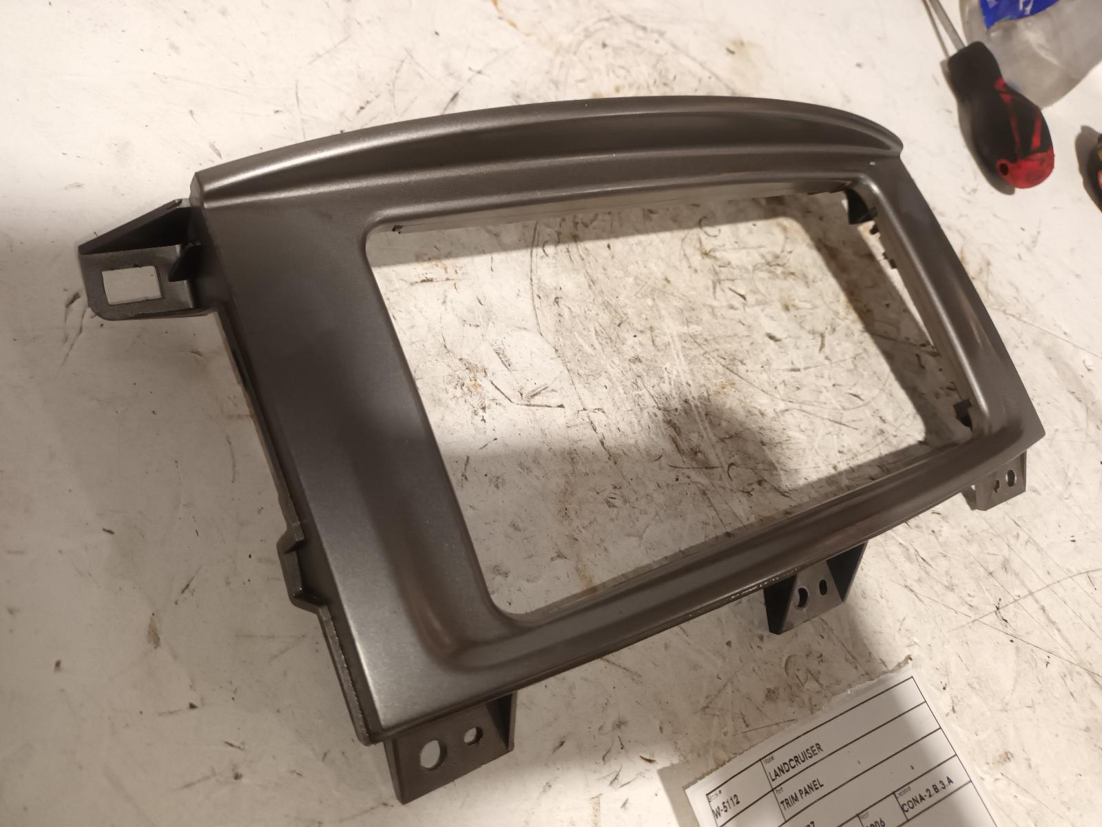 2006 Toyota Landcruiser Trim Panel View Auto part Trim Panel Toyota Landcruiser 2006
