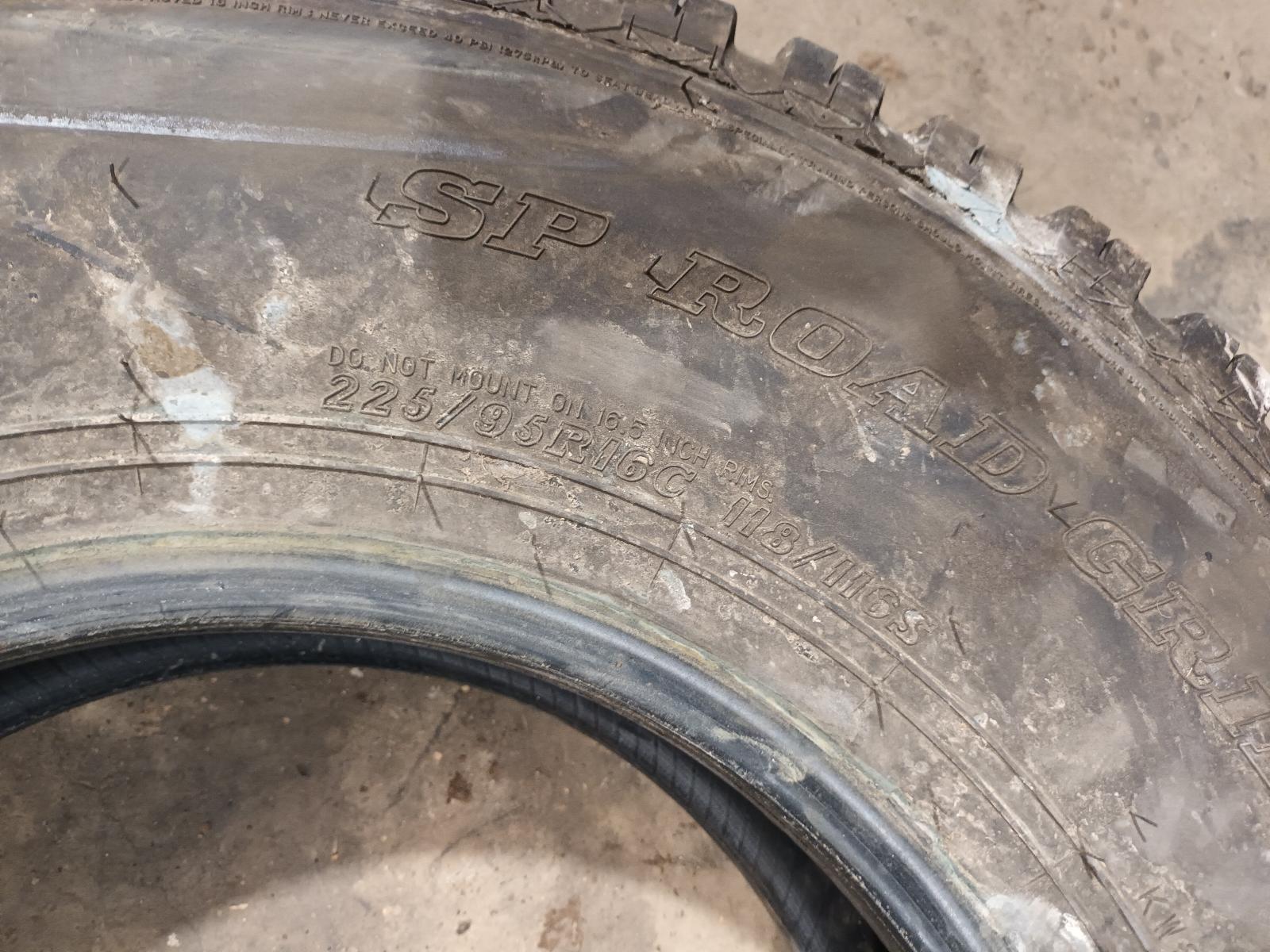 2006 Toyota Landcruiser Tyre View Auto part Tyre Toyota Landcruiser 2006