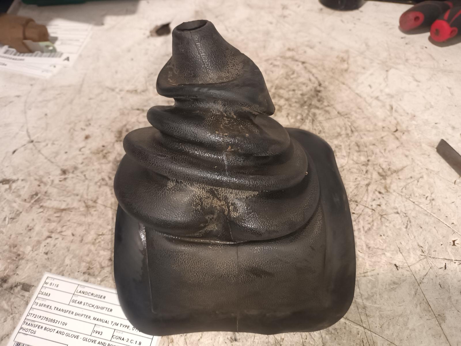 View Auto part Gear Stick/Shifter Toyota Landcruiser 1993