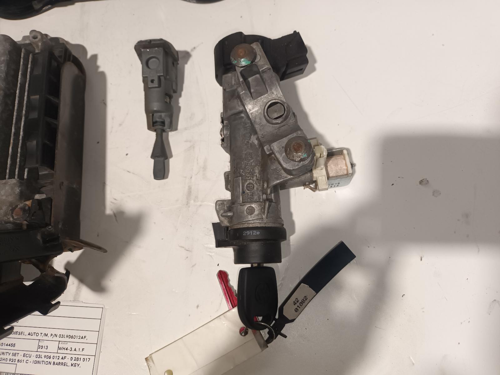 View Auto part Ecu Volkswagen Amarok 2013