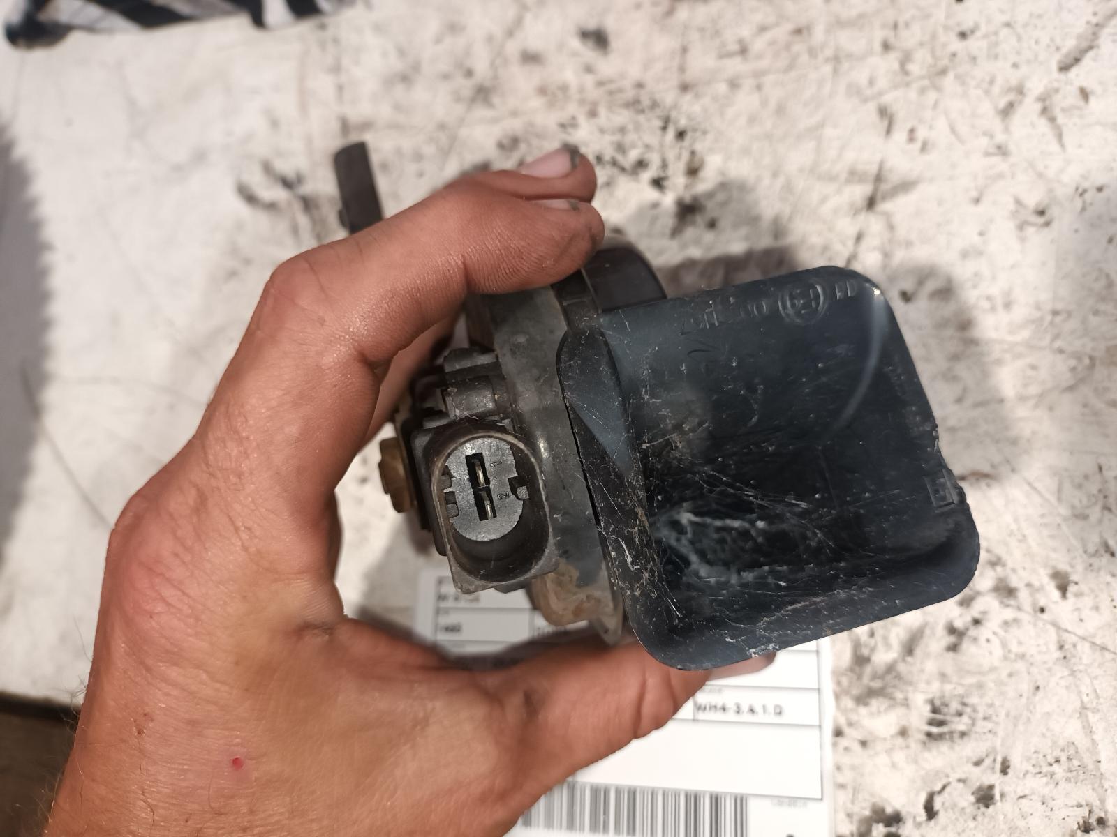 View Auto part Horn Volkswagen Amarok 2013