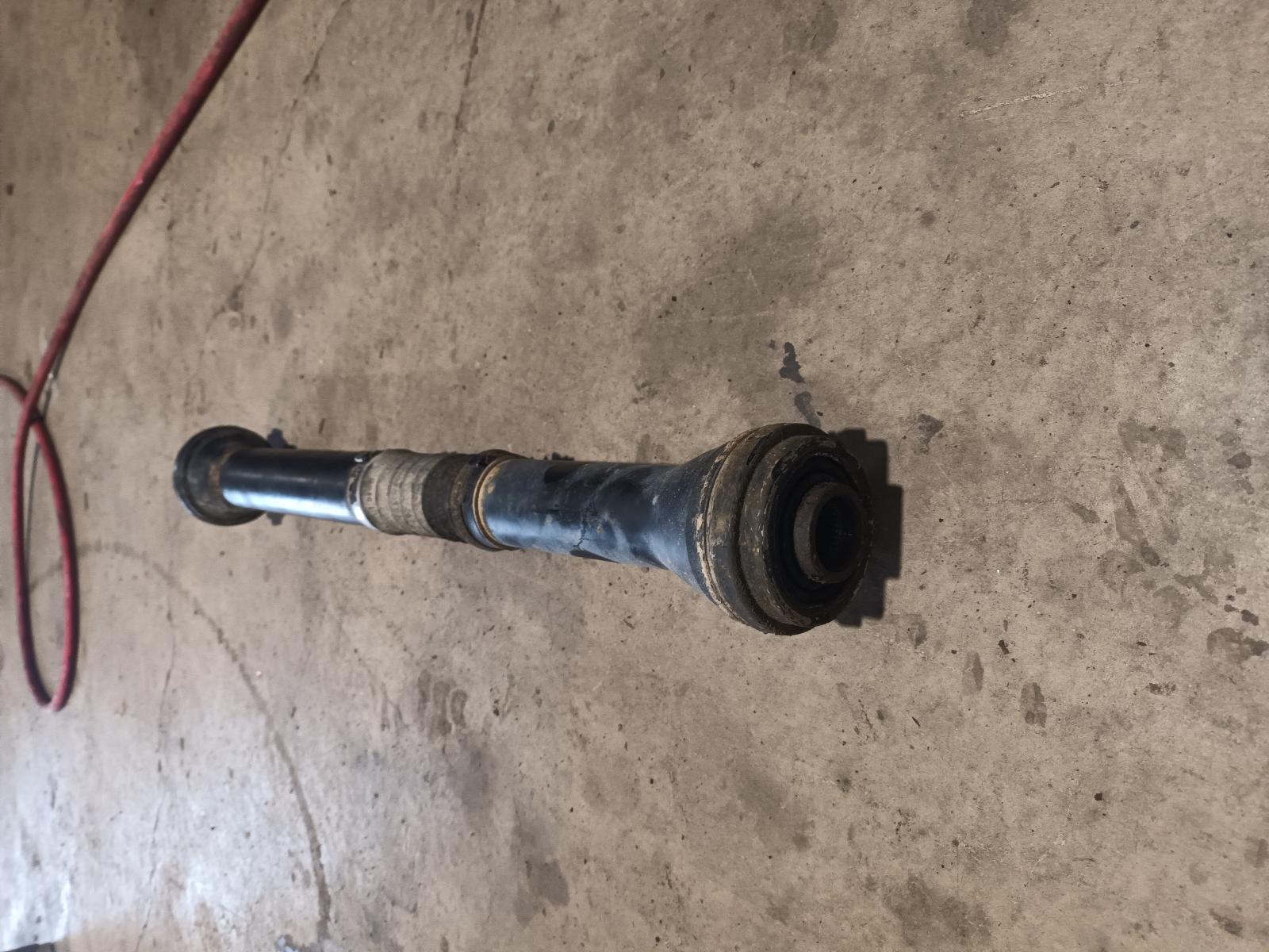 View Auto part Front Prop Shaft Volkswagen Amarok 2013