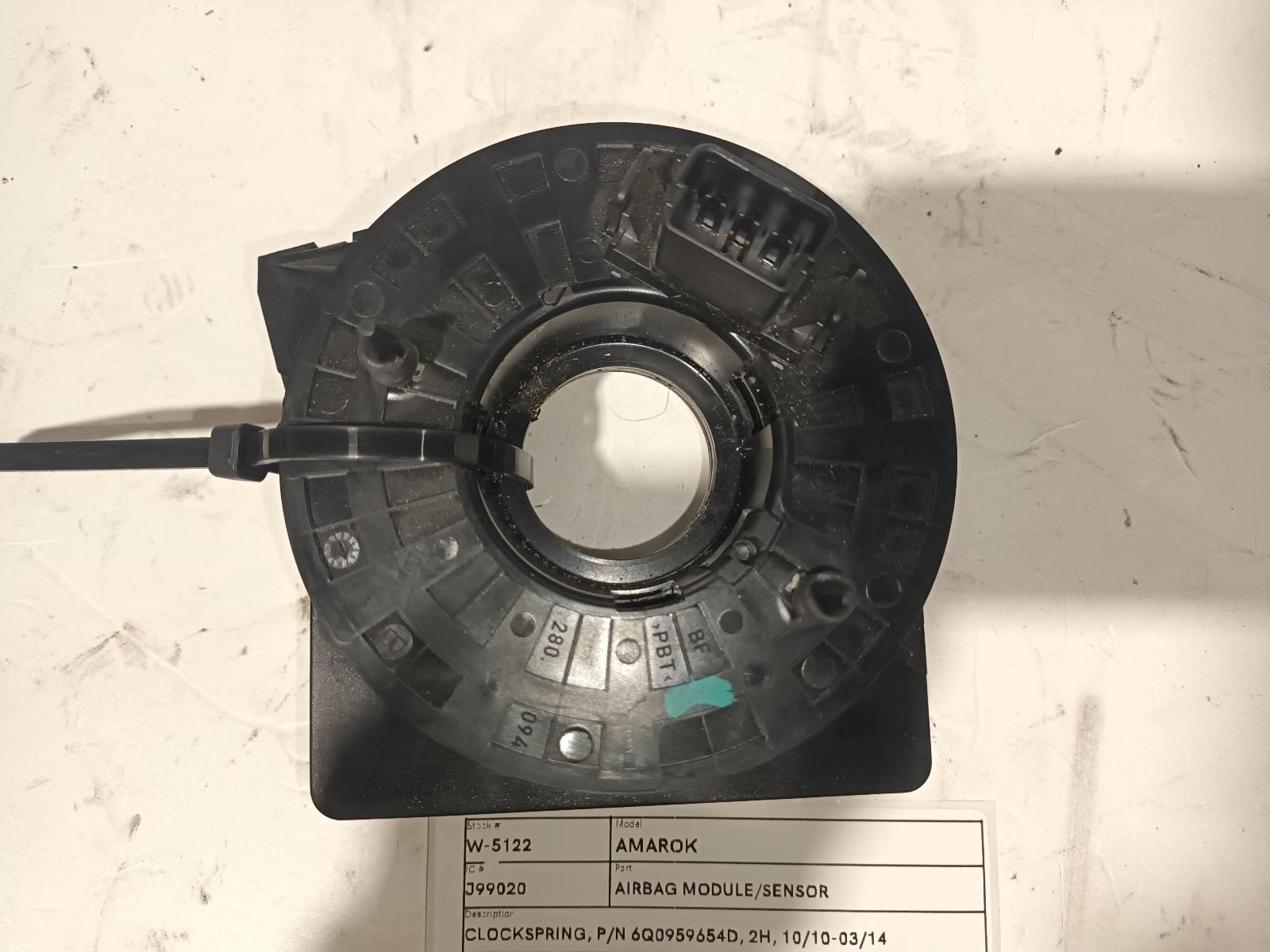 View Auto part Airbag Module/Sensor Volkswagen Amarok 2013