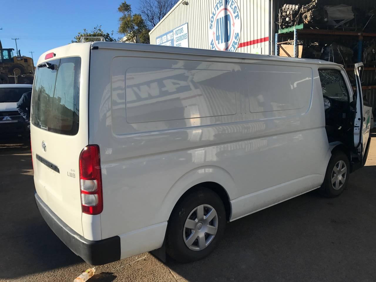 Fuel Pump Relay Hiace Toyota 2017