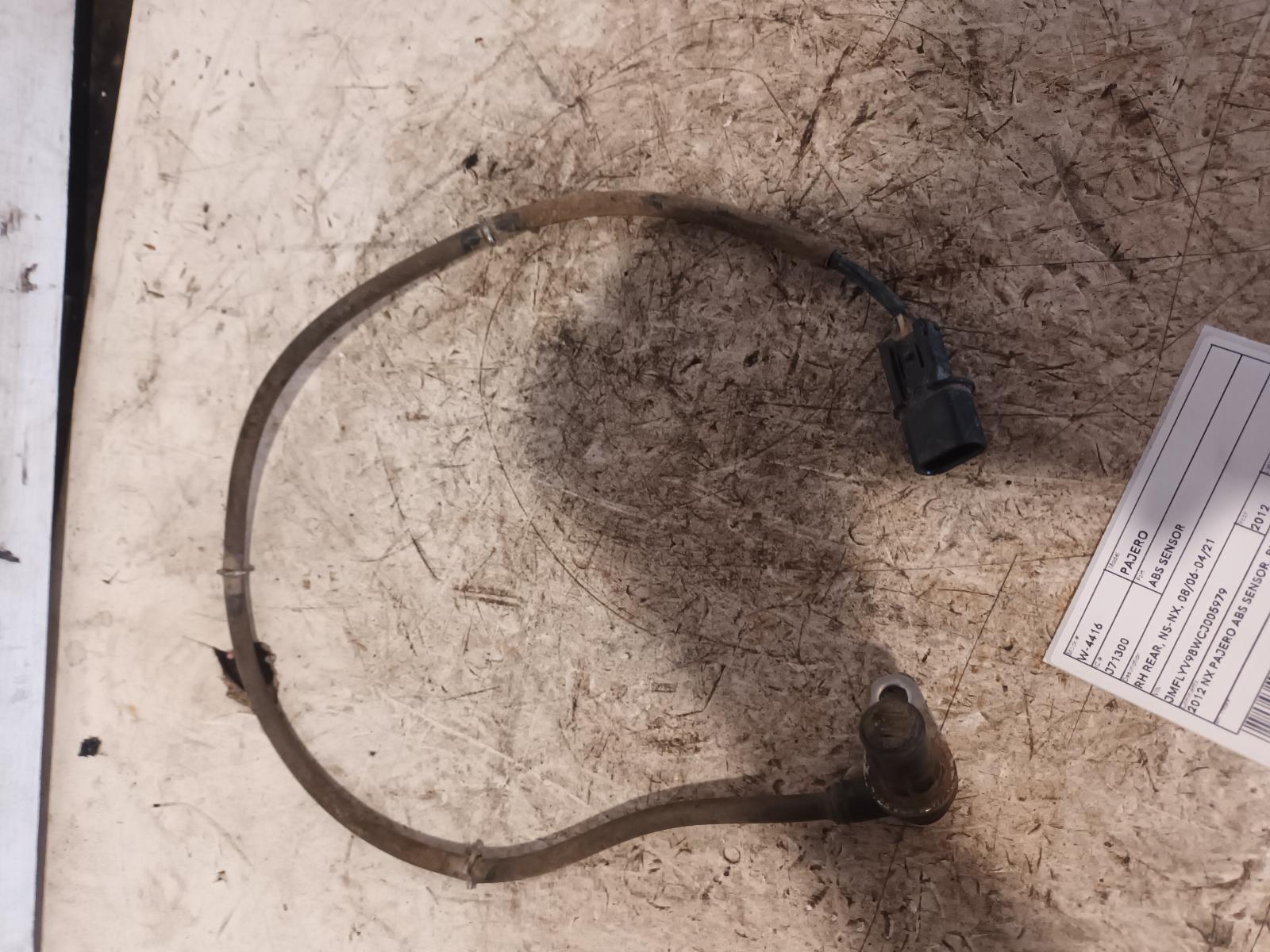 2012 Mitsubishi Pajero Abs Sensor View Auto part Abs Sensor Mitsubishi Pajero 2012