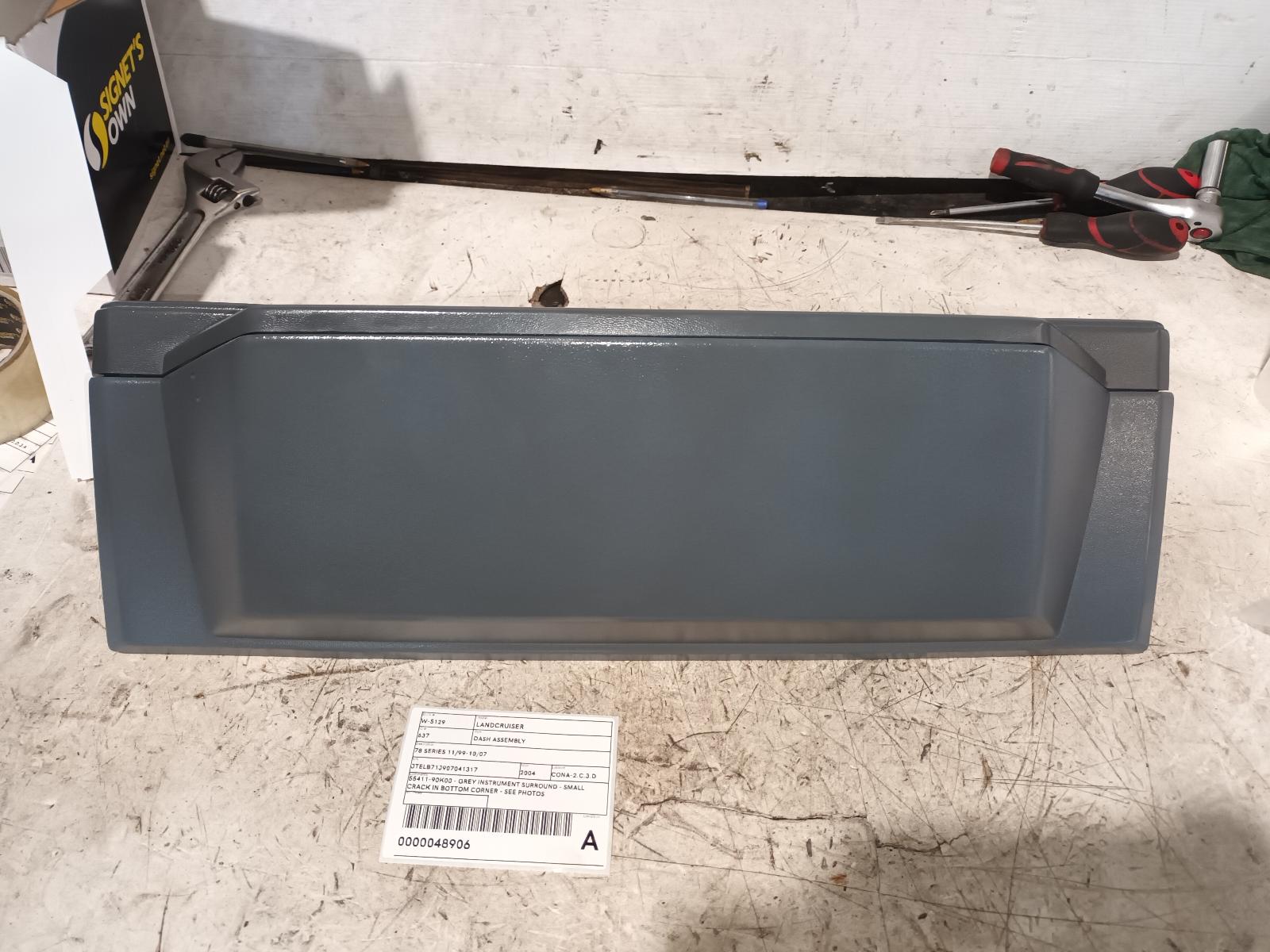 2004 Toyota Landcruiser Trim Panel View Auto part Trim Panel Toyota Landcruiser 2004