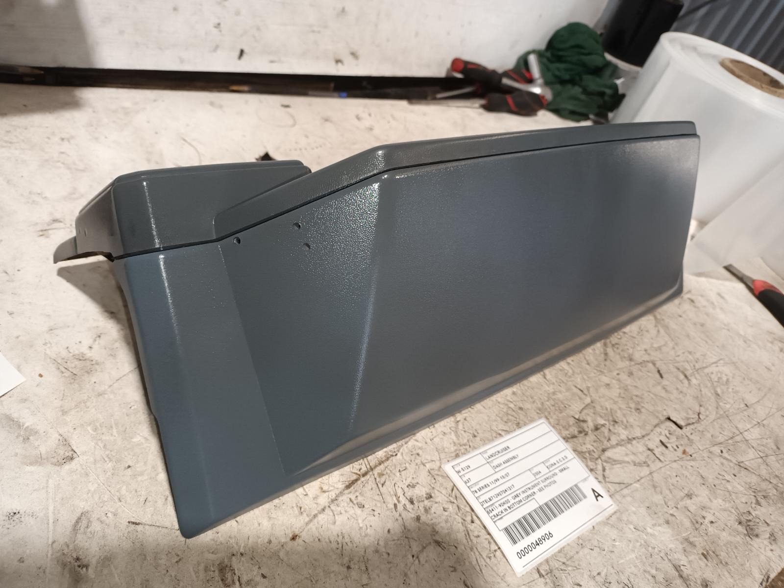 2004 Toyota Landcruiser Trim Panel View Auto part Trim Panel Toyota Landcruiser 2004