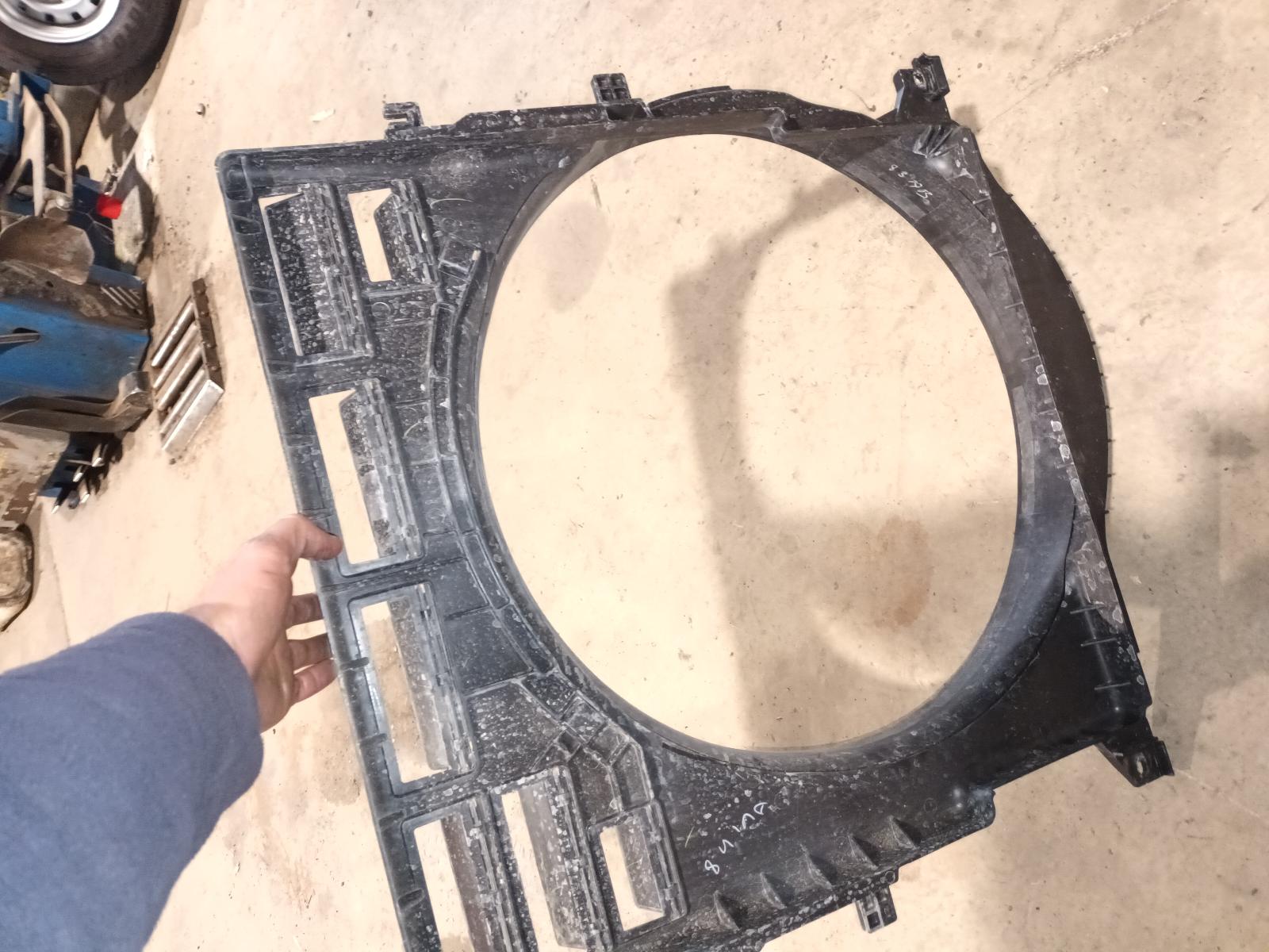 View Auto part Fan Shroud Ford Everest 2019