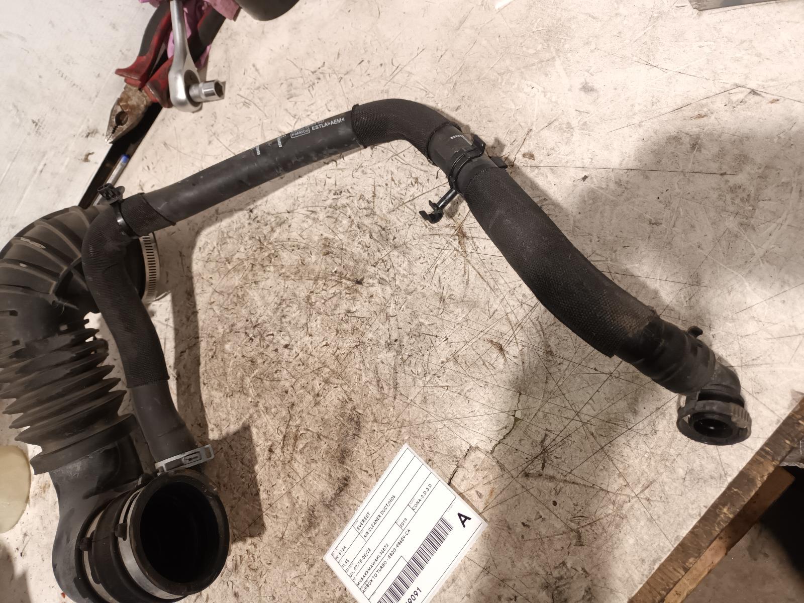2019 Ford Everest Air Cleaner Duct/Hos View Auto part Air Cleaner Duct/Hos Ford Everest 2019