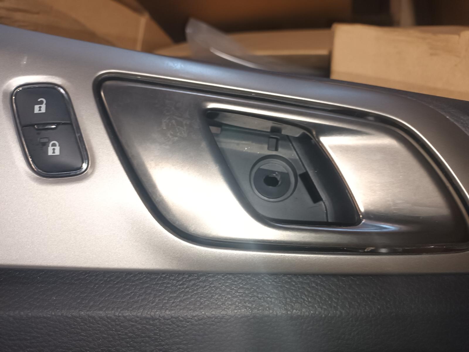 View Auto part Door Trim Ford Everest 2019