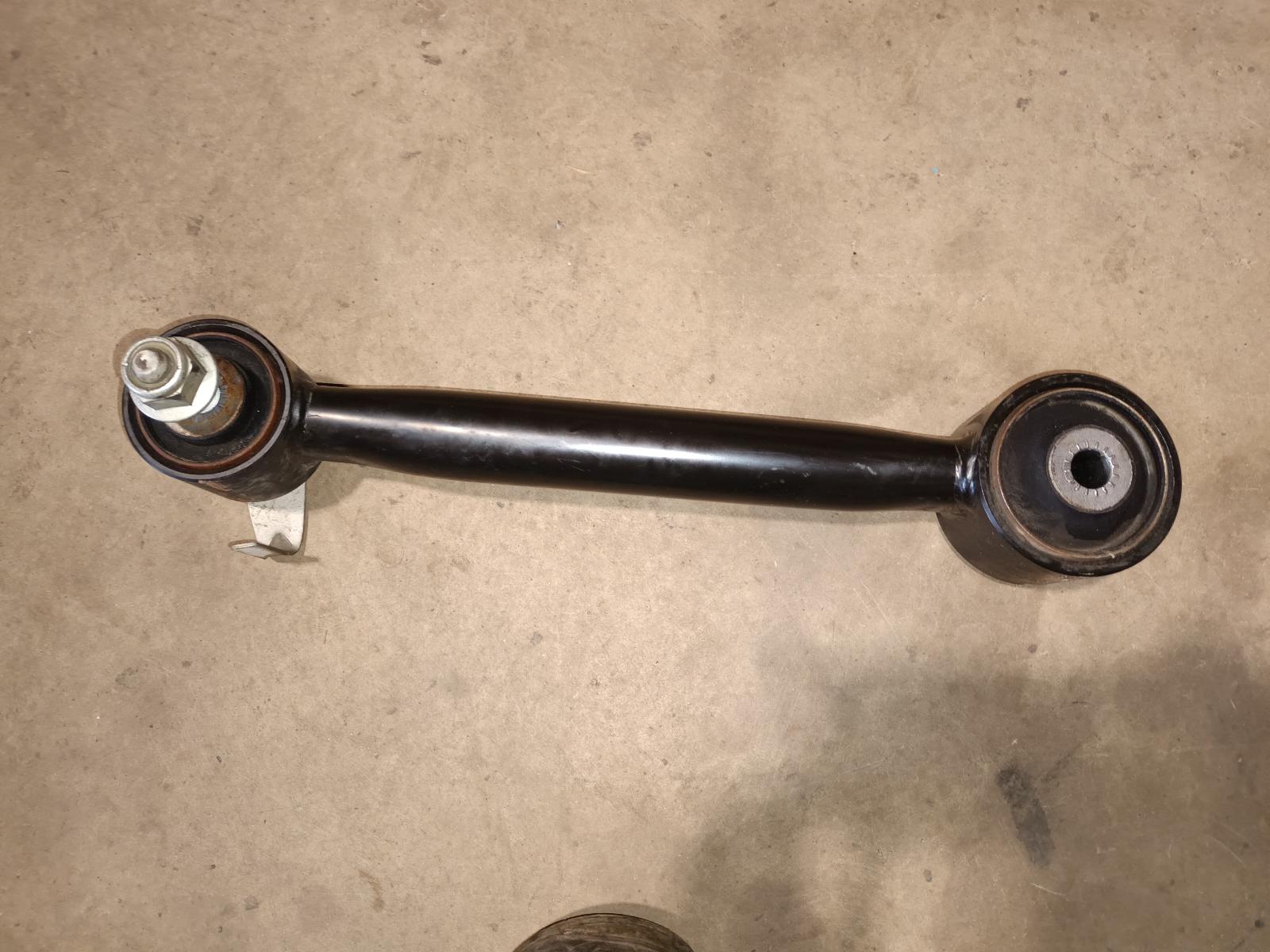 2019 Ford Everest Left Rear Trailing Arm View Auto part Left Rear Trailing Arm Ford Everest 2019