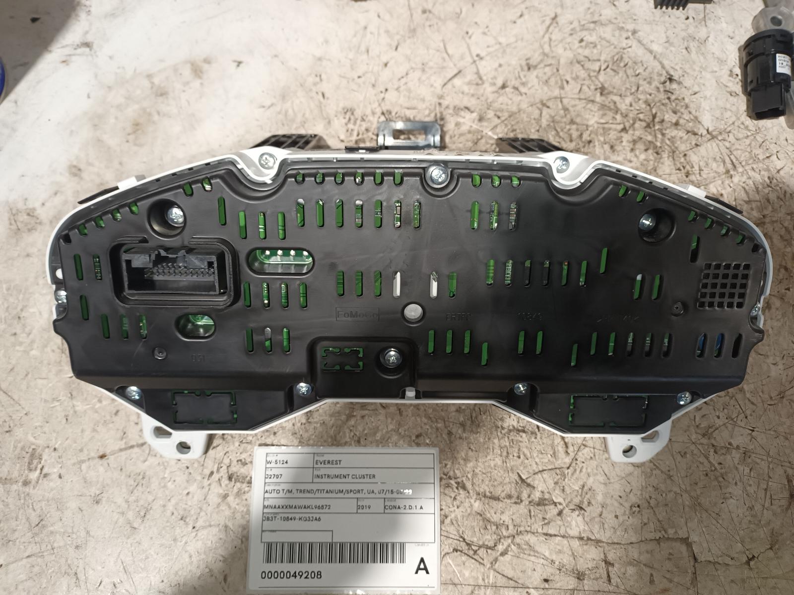 View Auto part Instrument Cluster Ford Everest 2019