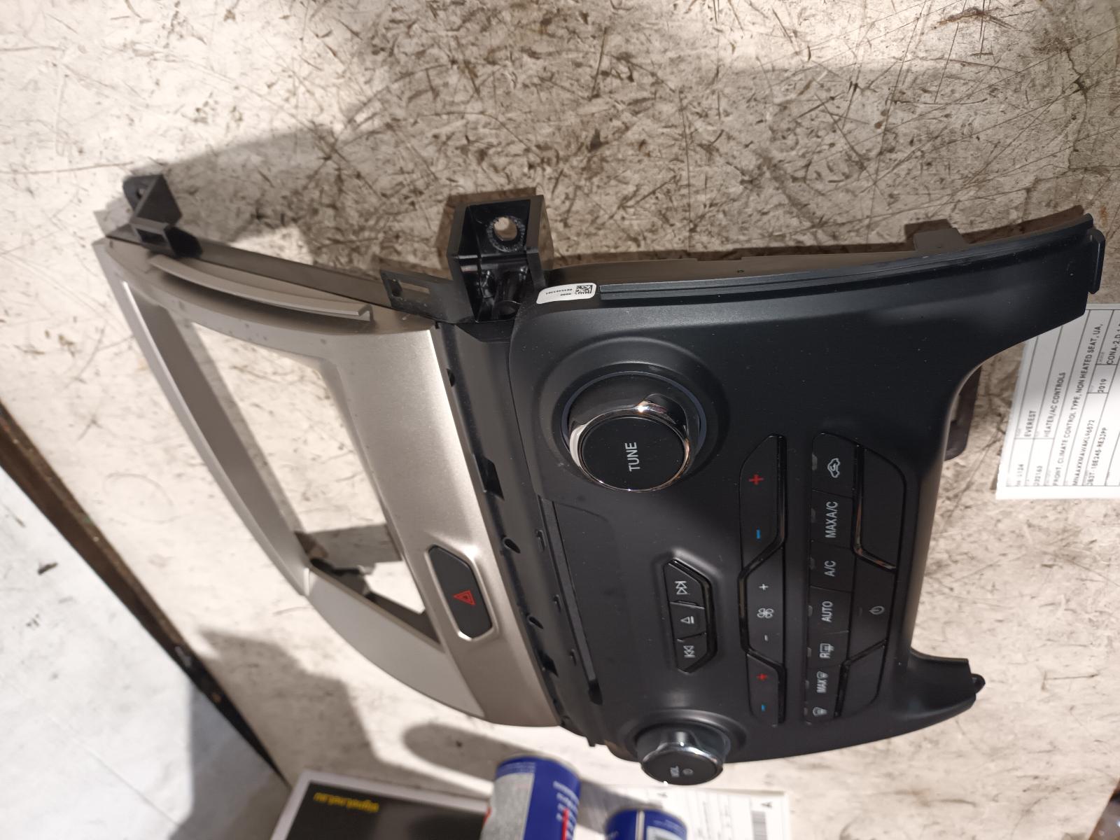 2019 Ford Everest Heater/Ac Controls View Auto part Heater/Ac Controls Ford Everest 2019