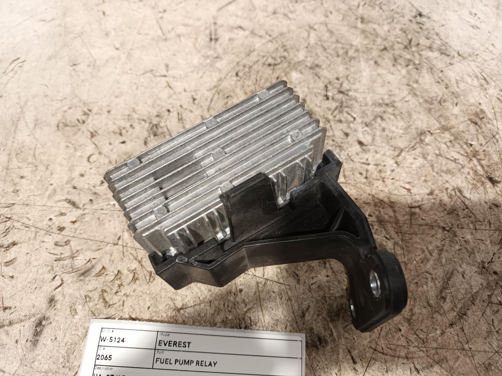 View Auto part Fuel Pump Relay Ford Everest 2019