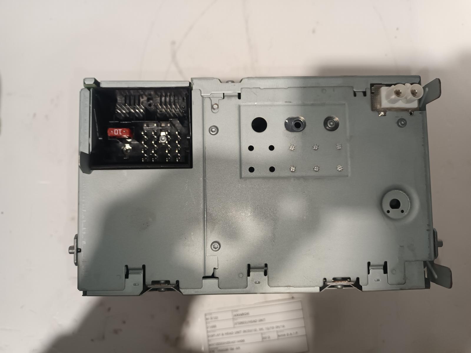 View Auto part Radio/Cd/Dvd/Sat/Tv Volkswagen Amarok 2013
