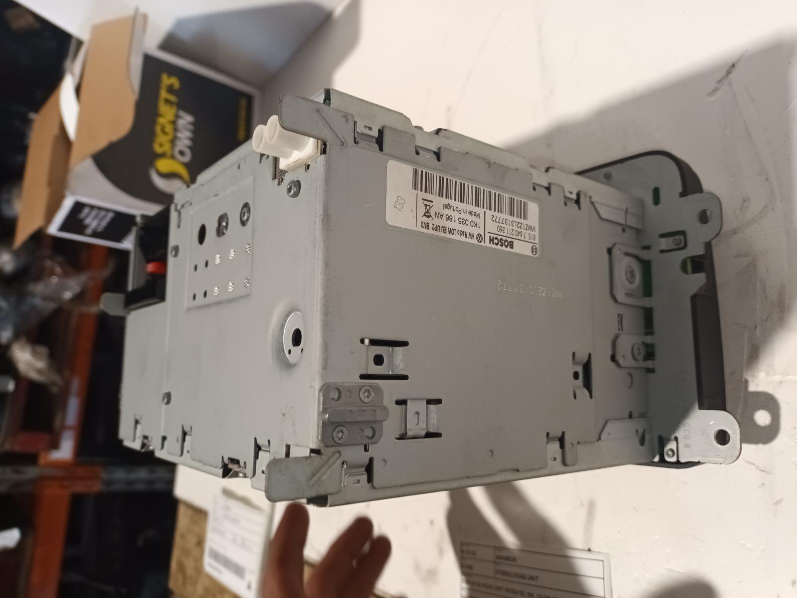 View Auto part Radio/Cd/Dvd/Sat/Tv Volkswagen Amarok 2013