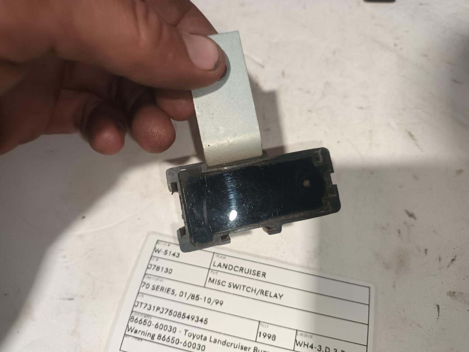 1998 Toyota Landcruiser Misc Switch/Relay View Auto part Misc Switch/Relay Toyota Landcruiser 1998