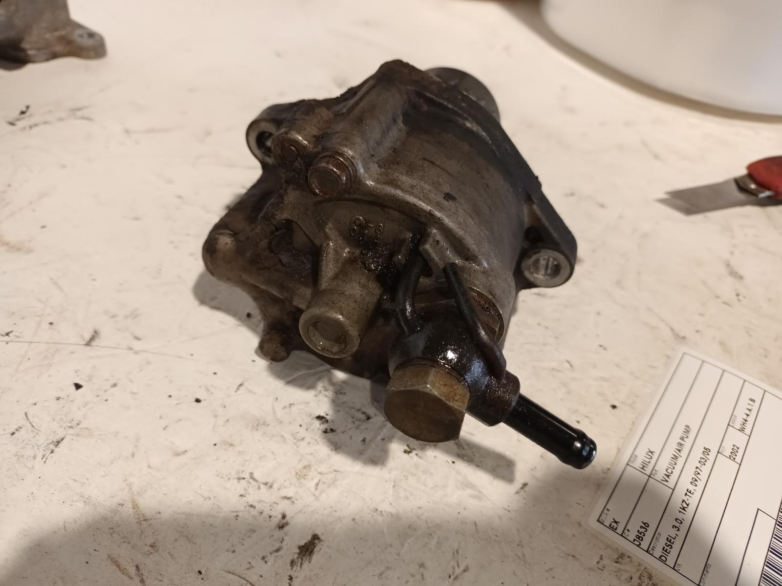 View Auto part Vacuum/Air Pump Toyota Hilux 2002