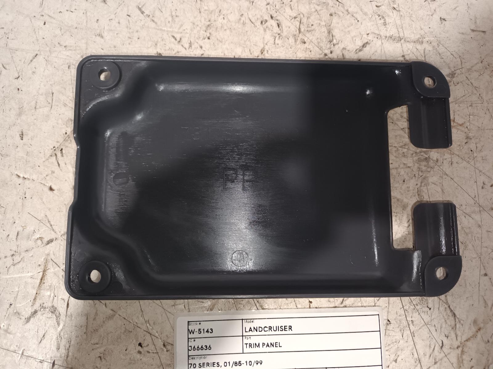 1998 Toyota Landcruiser Trim Panel View Auto part Trim Panel Toyota Landcruiser 1998