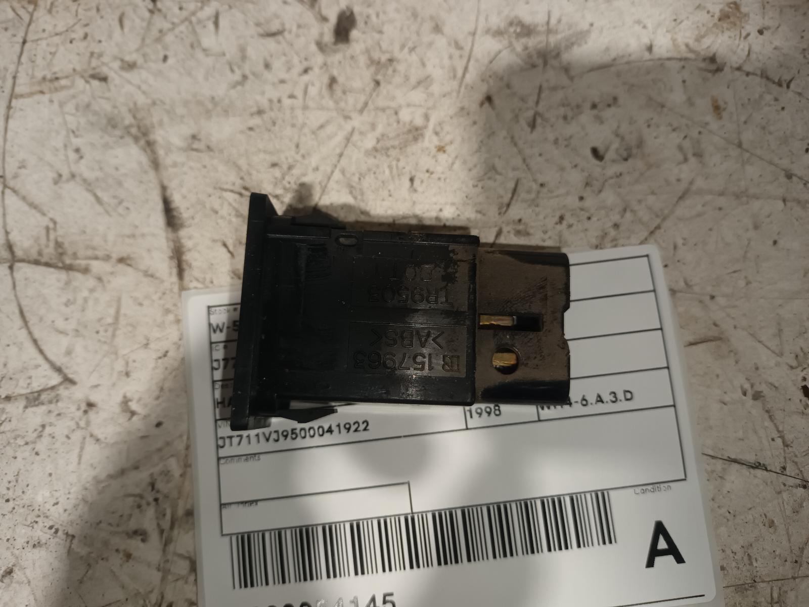 View Auto part Misc Switch/Relay Toyota Prado 1998
